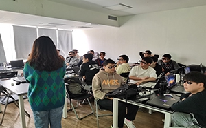 第90期开班——春日宜奋斗，各自努力，顶峰相见！